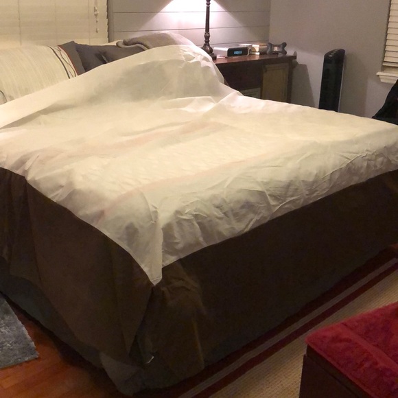 target king bed